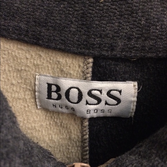 Hugo boss sweater - Picture 3 of 3